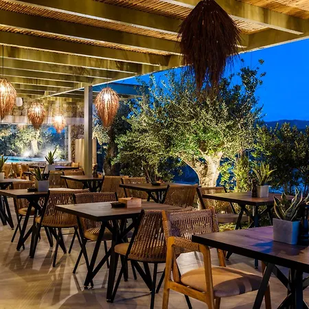 Hotel Nasta & Intentional Living Mykonos